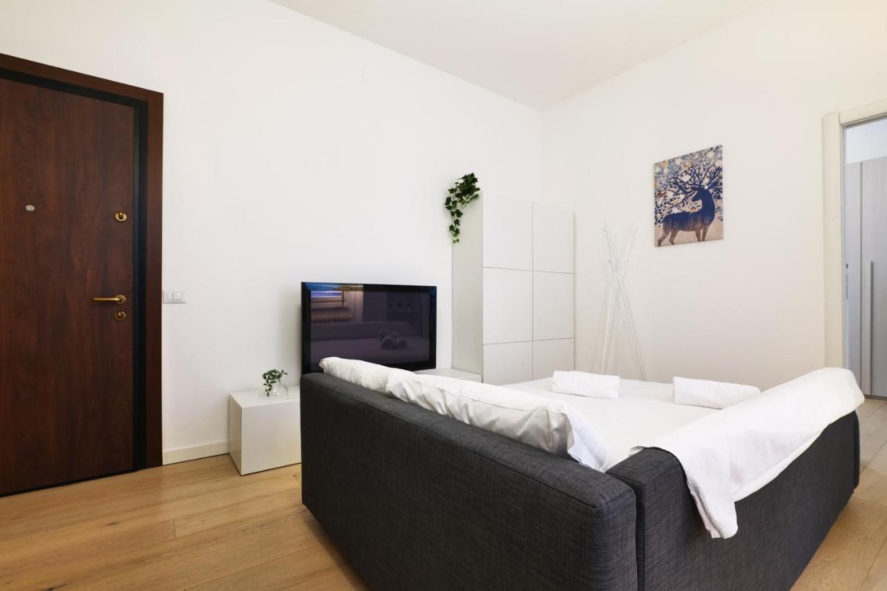 Primopiano - Copernico 10 Apartment Milan Luaran gambar
